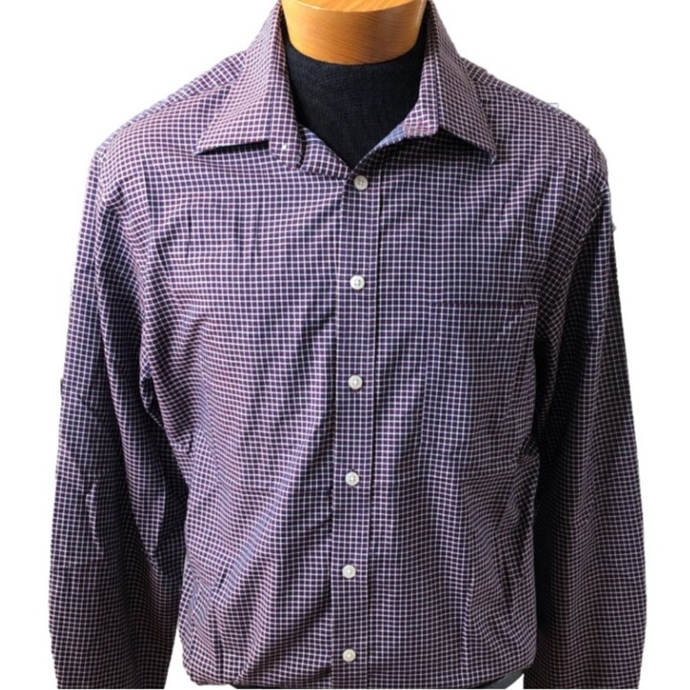 Men’s plaid blue, maroon, white button shirt size large